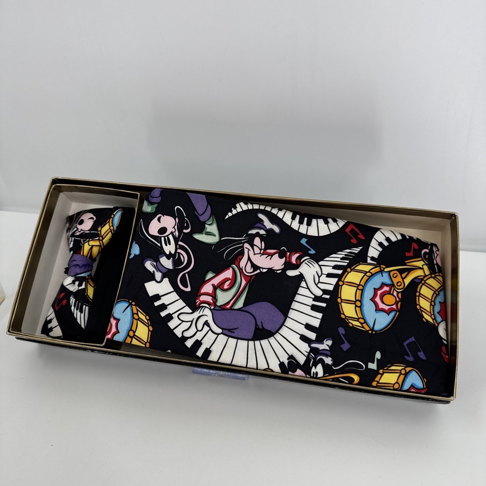 Goofy One-Man Band Tuxedo Cummerbund and Bowtie Set Pure Silk Disney Vintage USA
